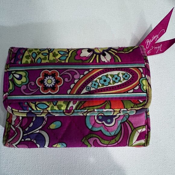 Vera Bradley Compact Pink Paisley Wallet - Picture 2 of 6